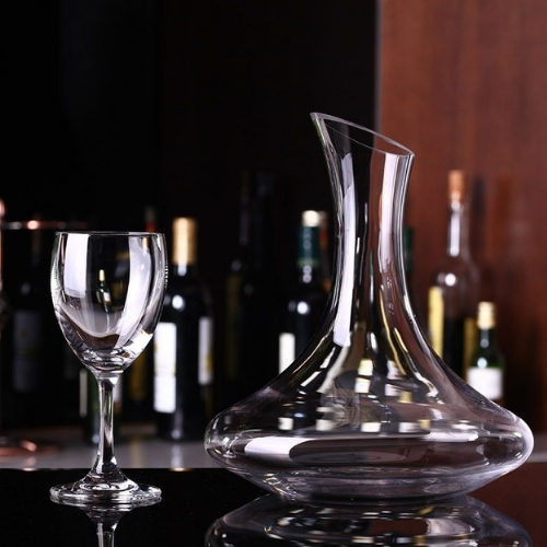 Vesselia Crystal Wine Glass – Easter Island Series elegant wine glass