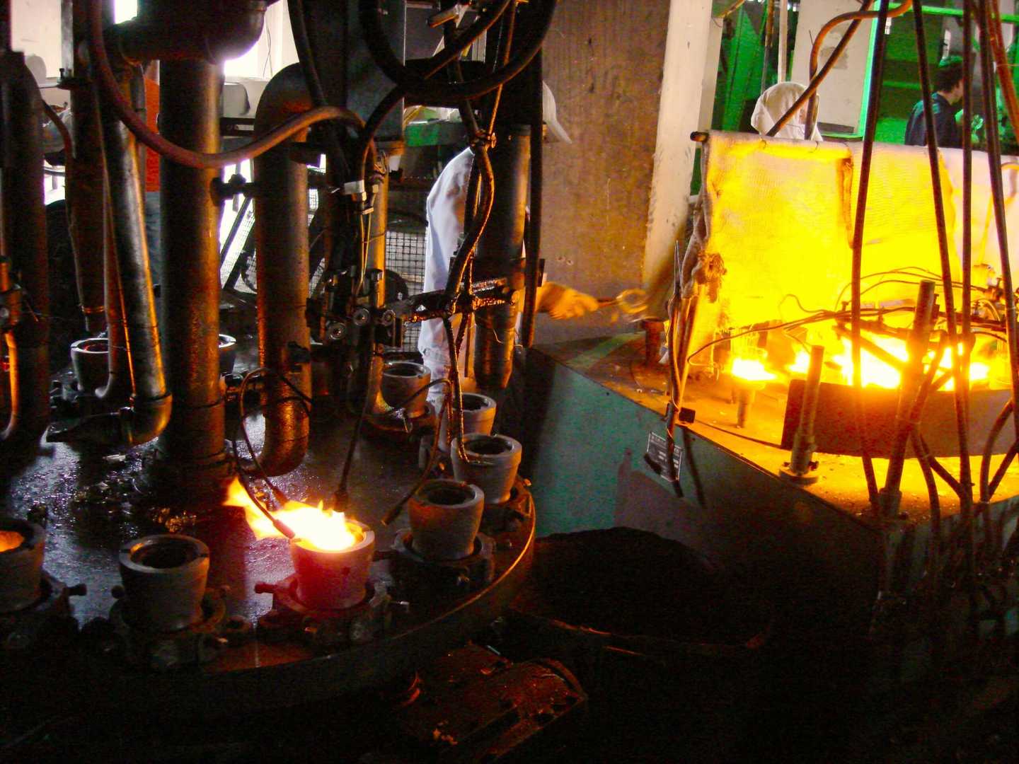 Our Factory & Production Line Our Factory & Production Line