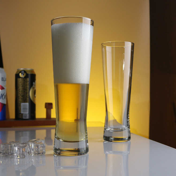 Custom pint beer glass for craft breweries and bars