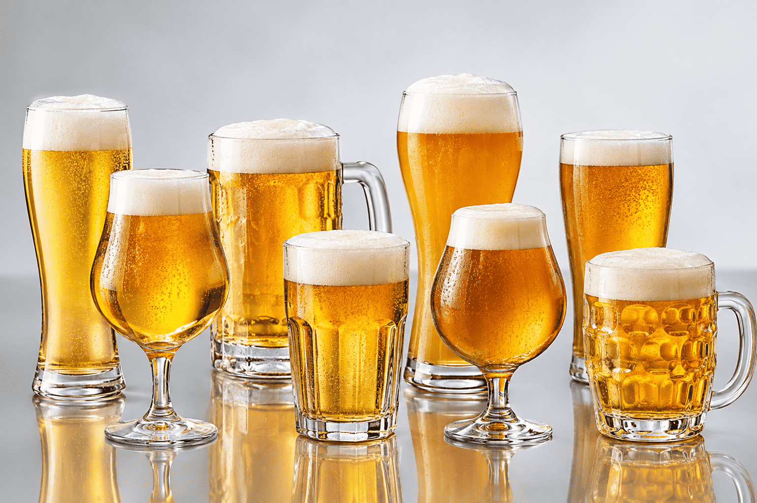 Why Does Beer Taste Better in a Glass? | Vesselia Glass